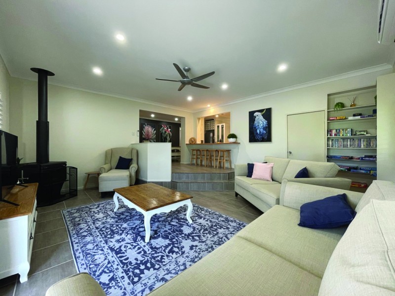 3 Guldbransen Street, Somerset Dam QLD 4312