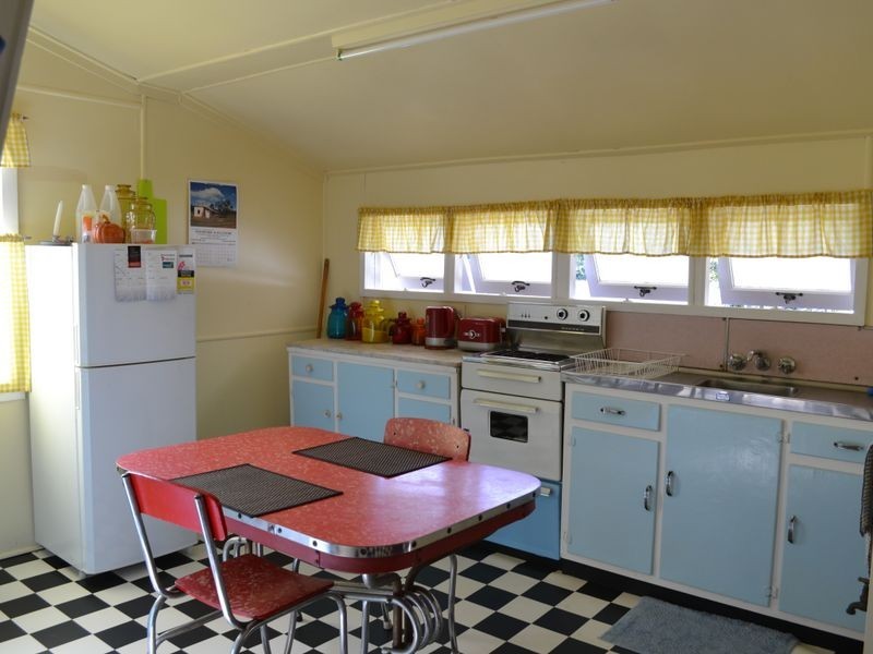 7136 Brisbane Valley Highway, Toogoolawah QLD 4313