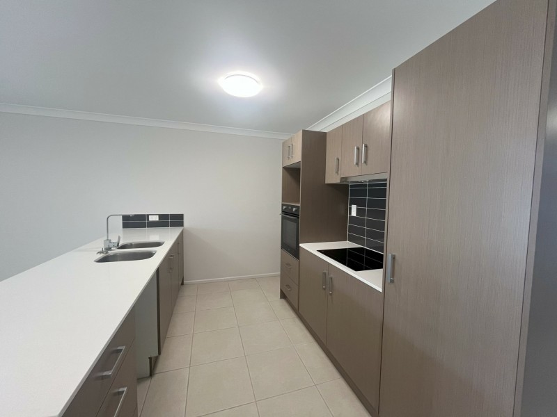 Unit 2/9 Barbour Street, Esk QLD 4312