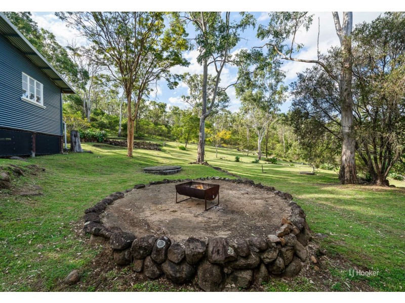 208 Highland Street, Esk QLD 4312