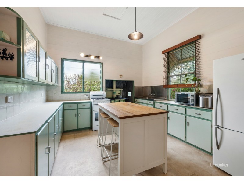 28 Eskdale Road, Toogoolawah QLD 4313