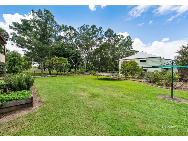28 Eskdale Road, Toogoolawah QLD 4313