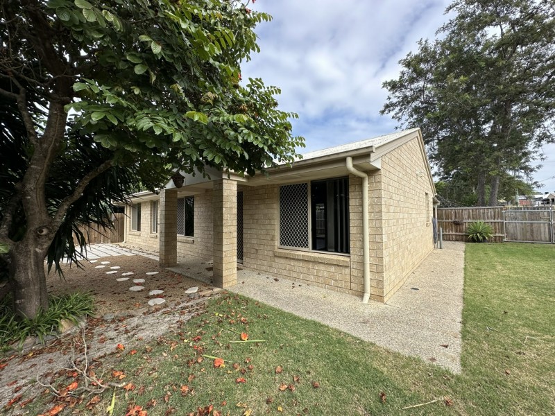 30 Cairnscroft Street, Toogoolawah QLD 4313