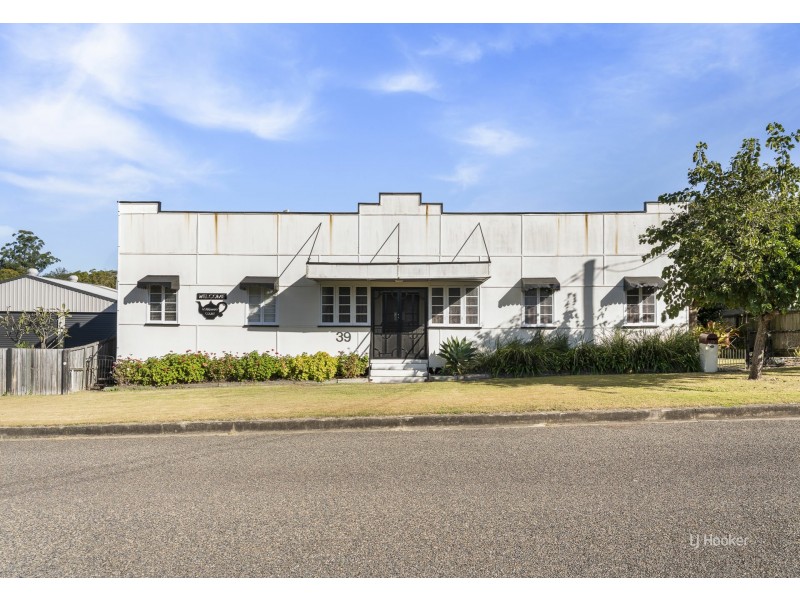 39 Cairnscroft Street, Toogoolawah QLD 4313