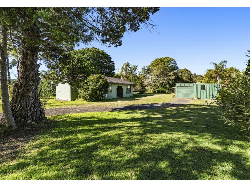 11 Hart Street, Blackbutt QLD 4306