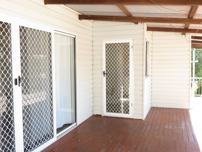 10 Alexandra Street, Toogoolawah QLD 4313