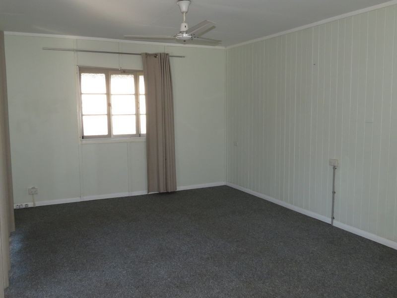 10 Alexandra Street, Toogoolawah QLD 4313