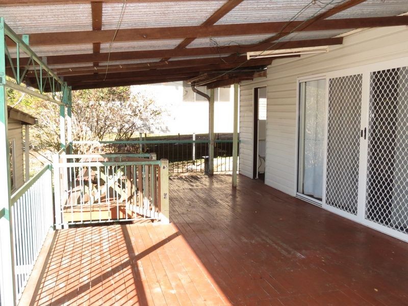 10 Alexandra Street, Toogoolawah QLD 4313