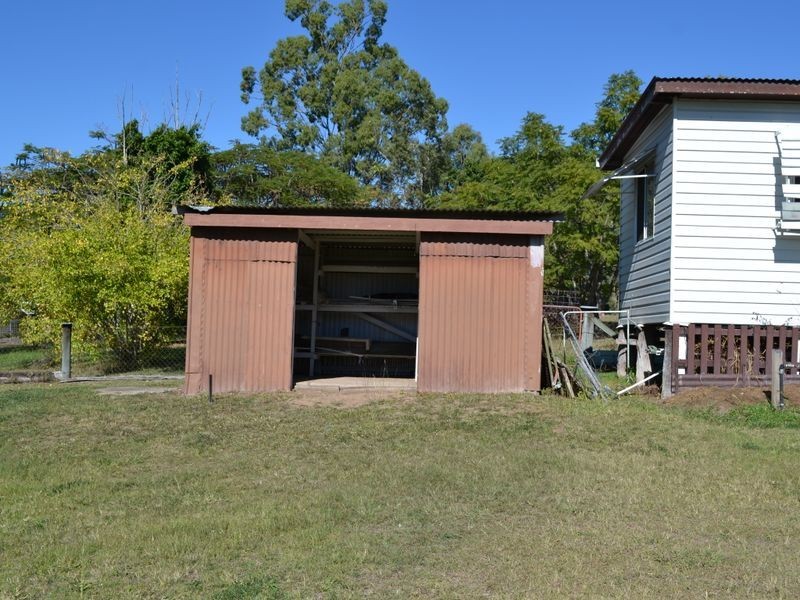 10 Alexandra Street, Toogoolawah QLD 4313