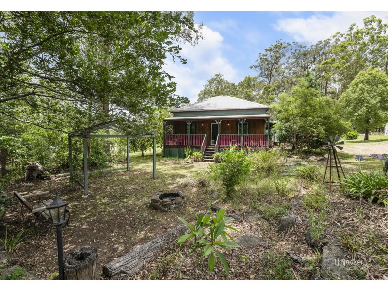 392 Crumpton Drive, Blackbutt North QLD 4306