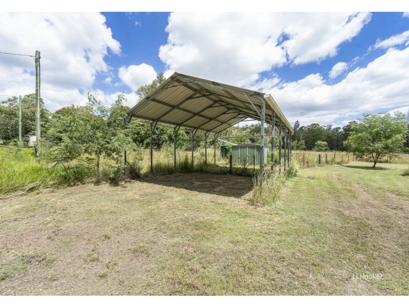 33 Packer Road, Blackbutt North QLD 4306