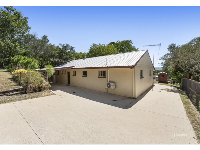 13 Hill Street, Esk QLD 4312