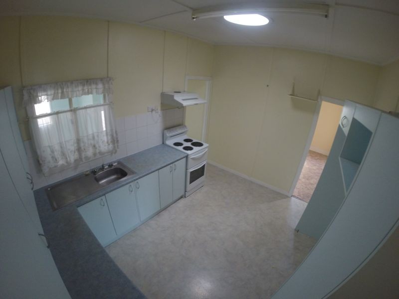 25 Mack Street, Esk QLD 4312