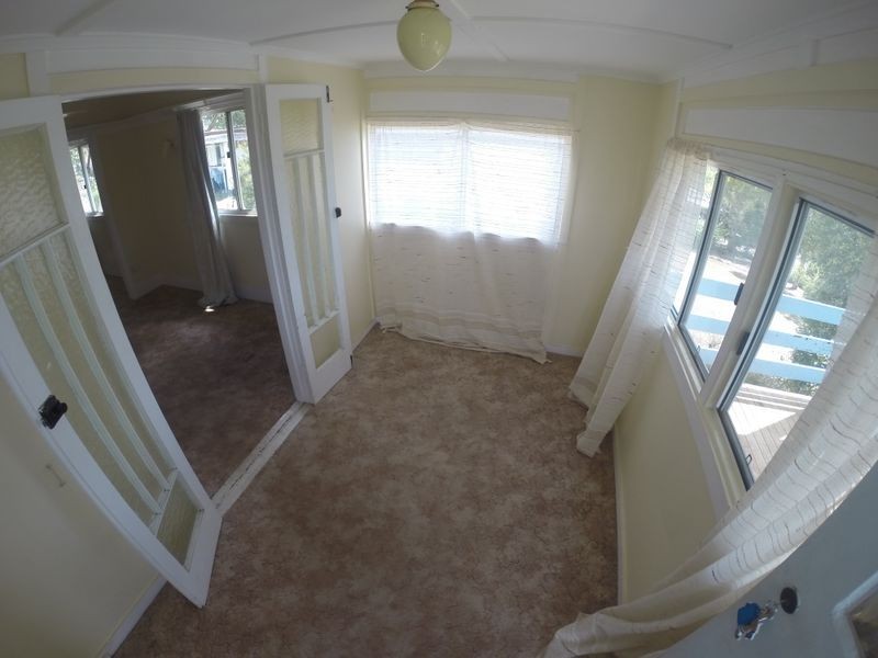 25 Mack Street, Esk QLD 4312