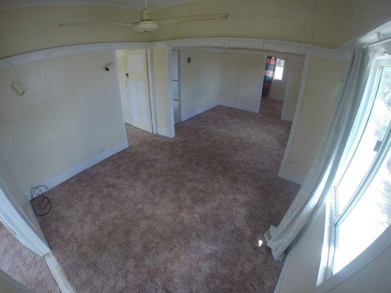 25 Mack Street, Esk QLD 4312