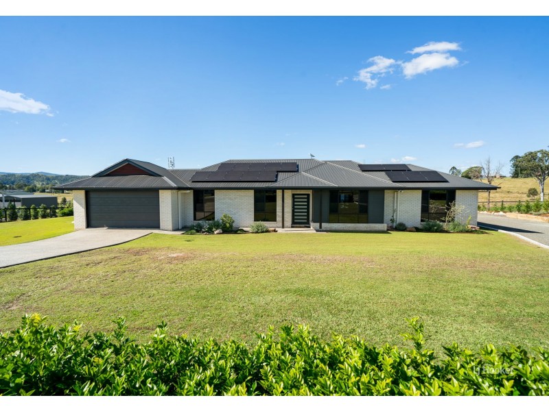 19 Caballo Way, Winya QLD 4515