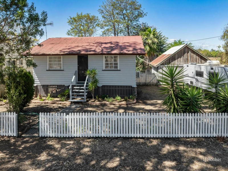 7136 Brisbane Valley Highway, Toogoolawah QLD 4313