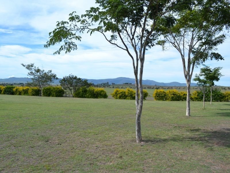 56 Hamiltons Lane, Toogoolawah QLD 4313