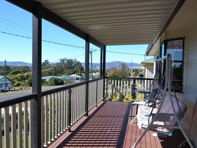 72 Fulham Street, Toogoolawah QLD 4313