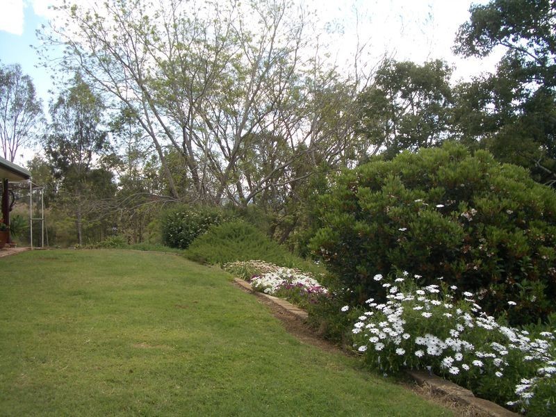 263 Esk/Hampton Road, Esk QLD 4312