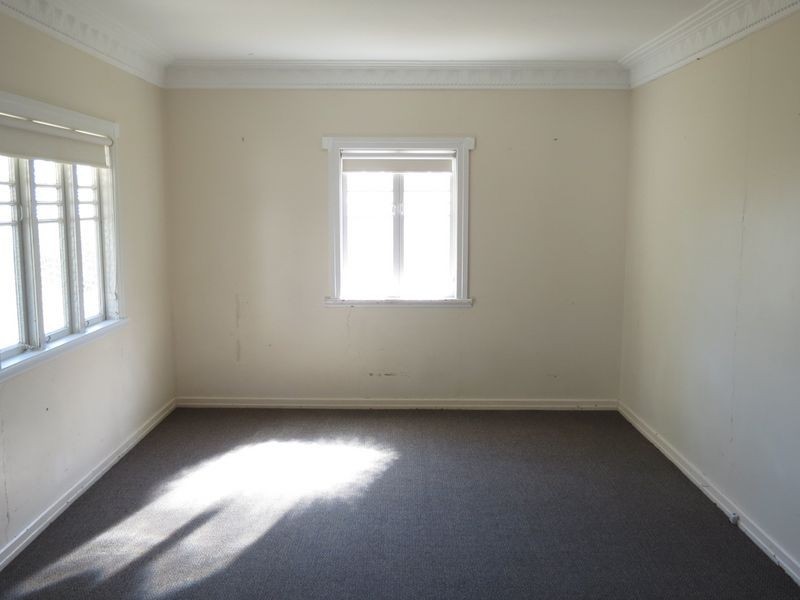 24 Short Street, Esk QLD 4312