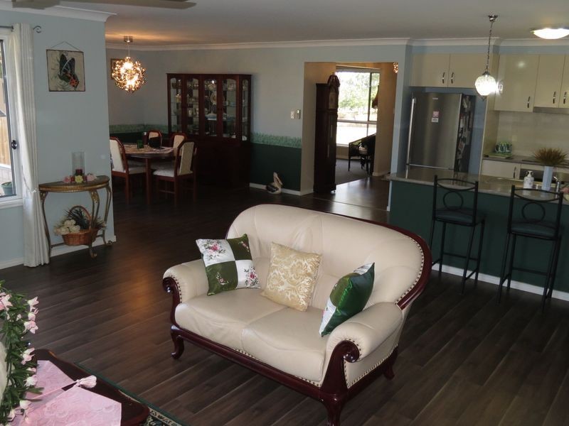 63 Bellambi Street, Toogoolawah QLD 4313