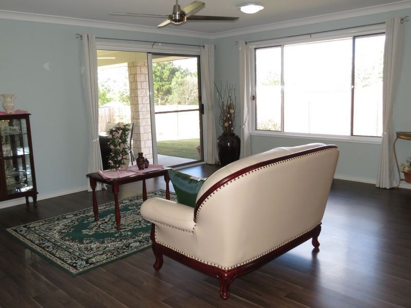 63 Bellambi Street, Toogoolawah QLD 4313