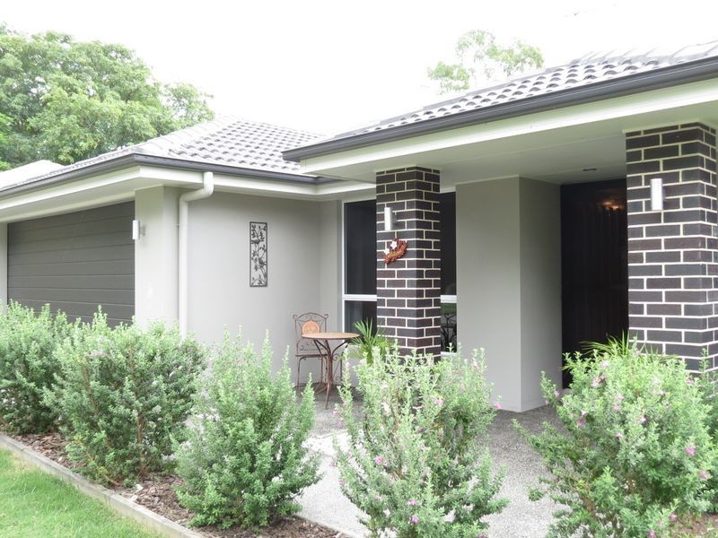 63 Bellambi Street, Toogoolawah QLD 4313