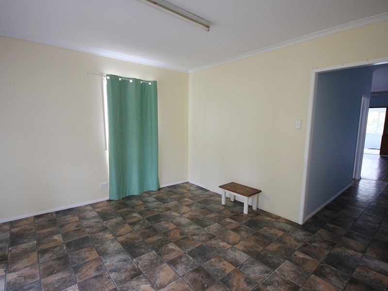 282 Ipswich Street, Esk QLD 4312