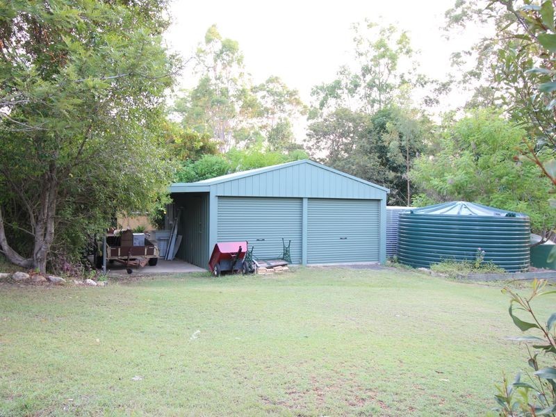 42 Buckingham Court, Mount Hallen QLD 4312