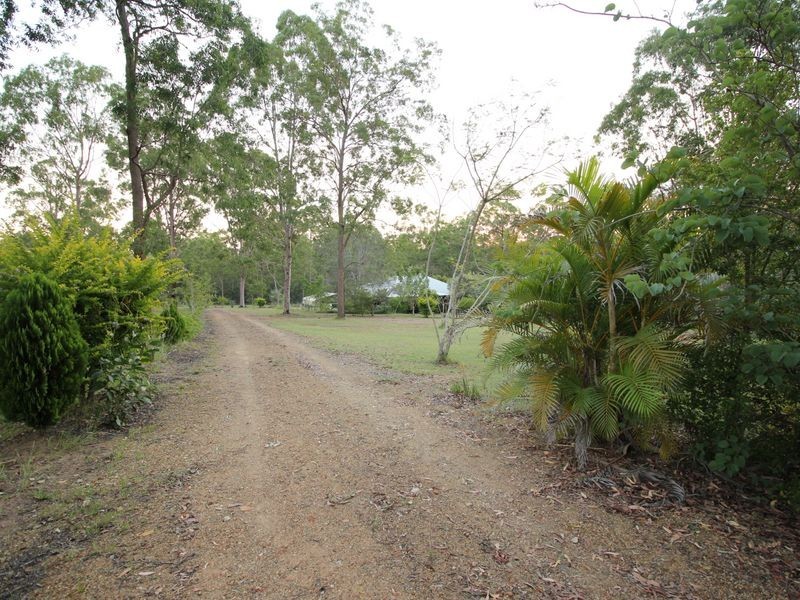 42 Buckingham Court, Mount Hallen QLD 4312