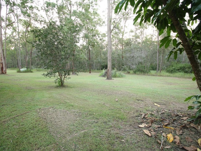 42 Buckingham Court, Mount Hallen QLD 4312