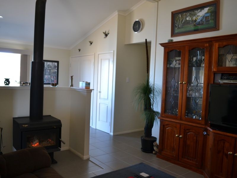 2985 Wivenhoe-Somerset Road, Coal Creek QLD 4312