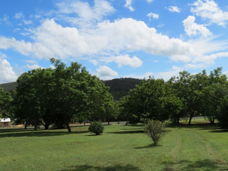 251 Esk Hampton, Esk QLD 4312