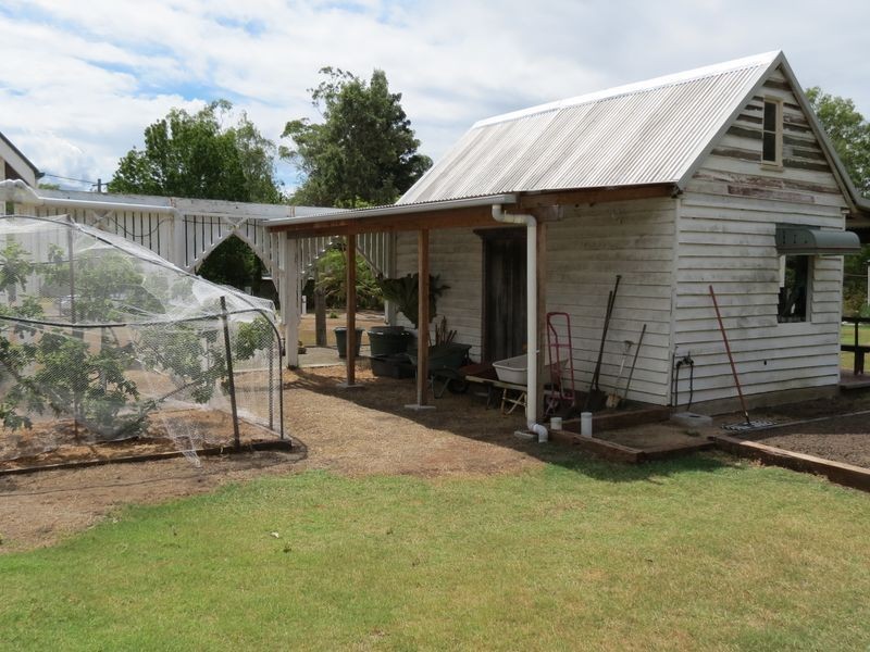 65 Ipswich Street, Esk QLD 4312