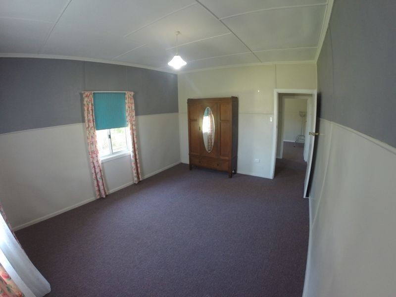 22 George Street, Toogoolawah QLD 4313