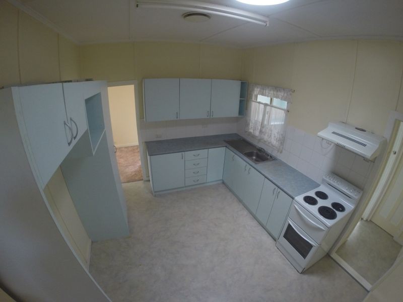 25 Mack Street, Esk QLD 4312