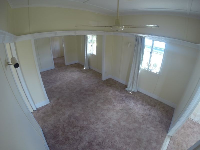 25 Mack Street, Esk QLD 4312