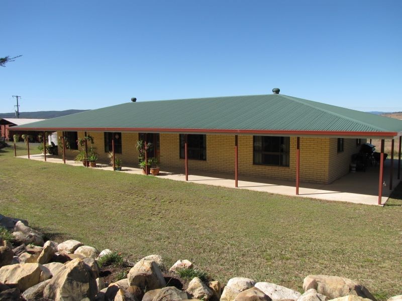 122 Glen Esk Road, Glen Esk QLD 4312