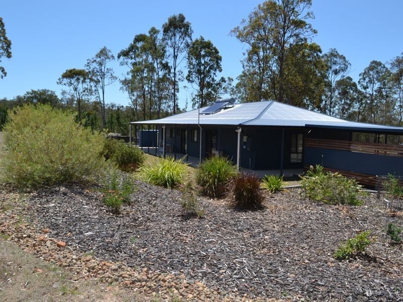 314 Edinburgh Drive, Mount Hallen QLD 4312