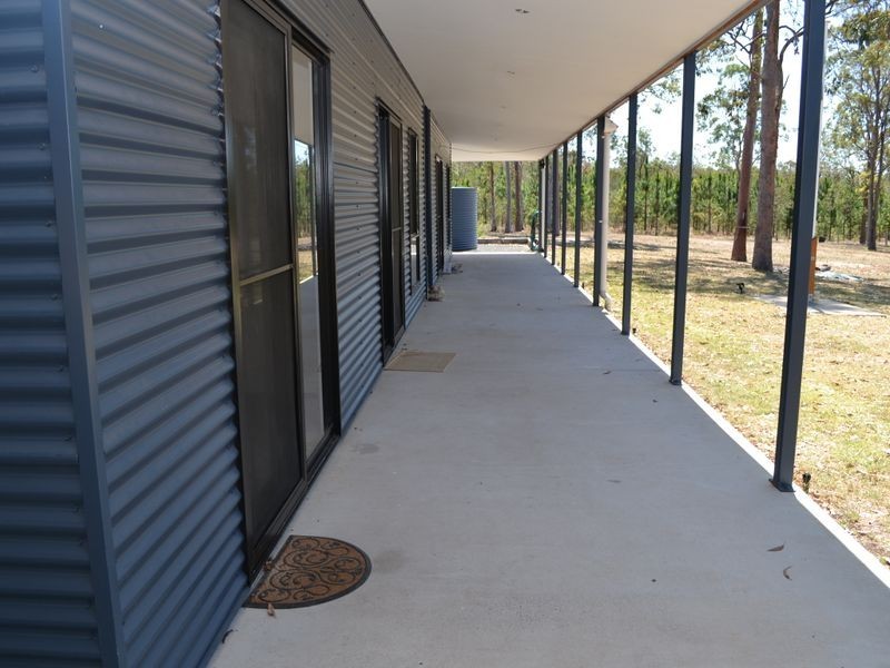314 Edinburgh Drive, Mount Hallen QLD 4312