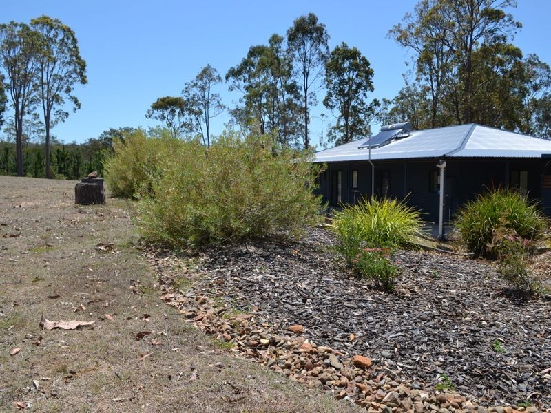 314 Edinburgh Drive, Mount Hallen QLD 4312