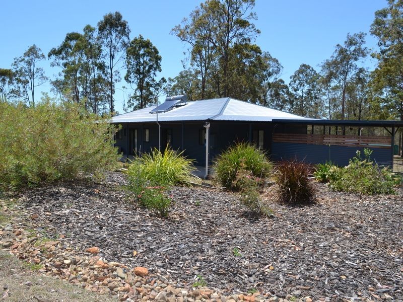 314 Edinburgh Drive, Mount Hallen QLD 4312
