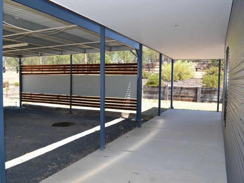 314 Edinburgh Drive, Mount Hallen QLD 4312