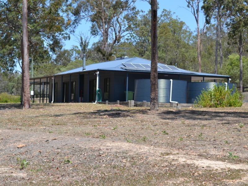 314 Edinburgh Drive, Mount Hallen QLD 4312