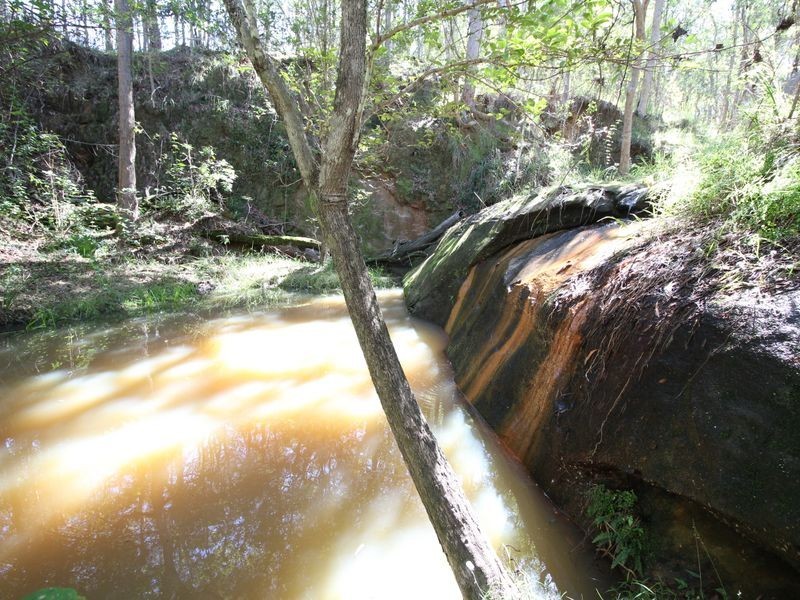 33 Countess Court, Mount Hallen QLD 4312