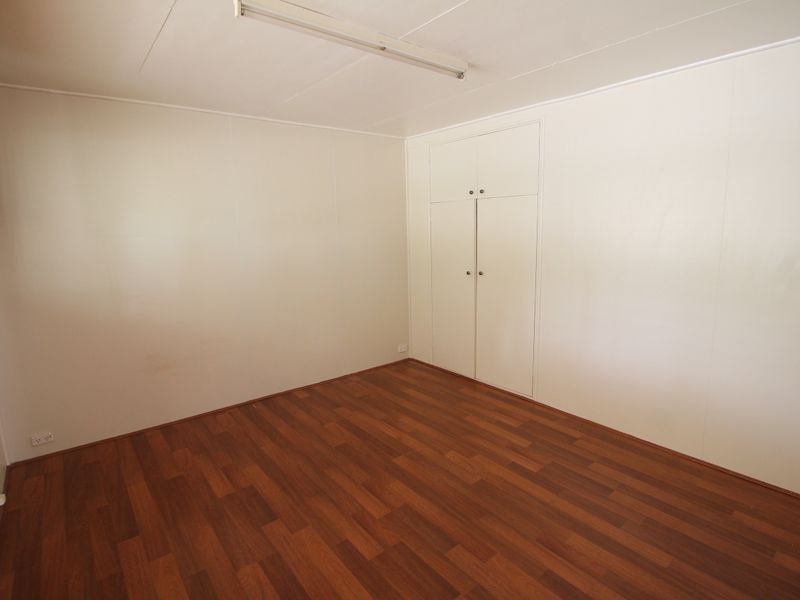 10 Cairnscroft Street, Toogoolawah QLD 4313