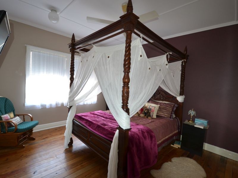 19 Alexandra Street, Toogoolawah QLD 4313