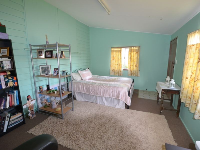 19 Alexandra Street, Toogoolawah QLD 4313