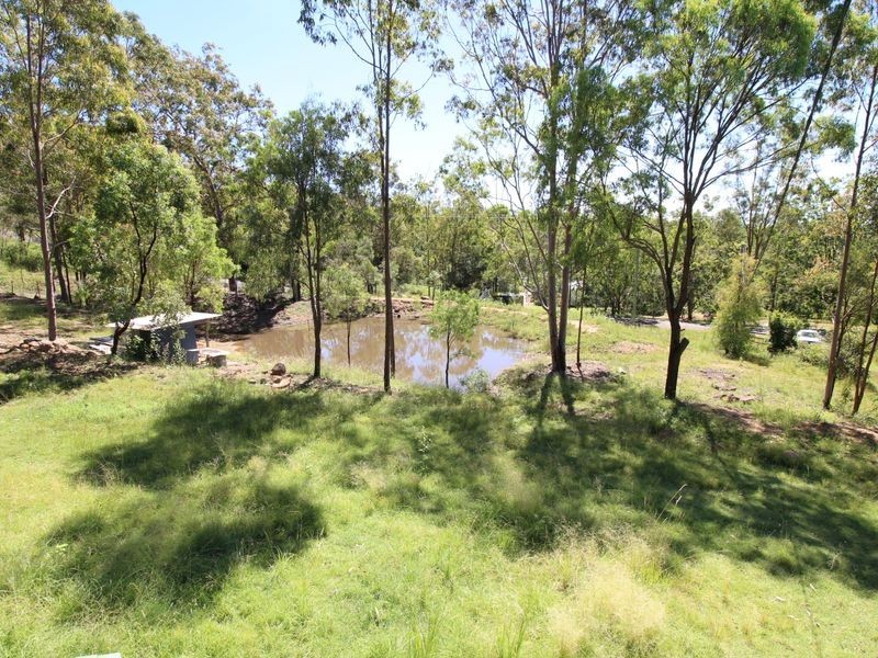 205 Highland Street, Esk QLD 4312